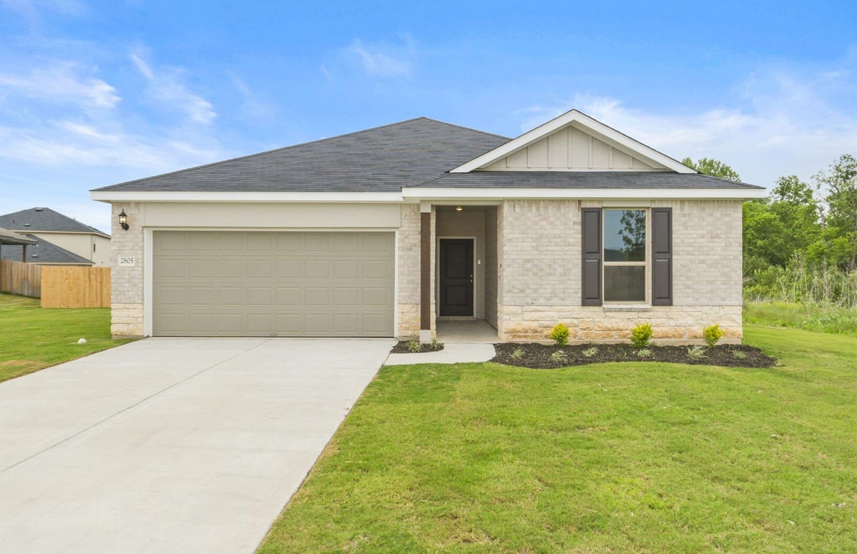 View 2805 McKinney Ct in County View 2805 McKinney Ct - front exterior - Luxury home in County View, Temple, TX