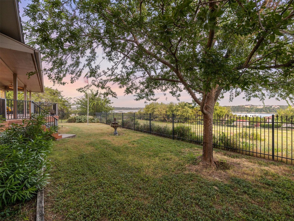 View 2807 Declaration CIR in Lago Vista 2807 Declaration CIR - property photo 1 - Luxury home in Lago Vista, Lago Vista, TX