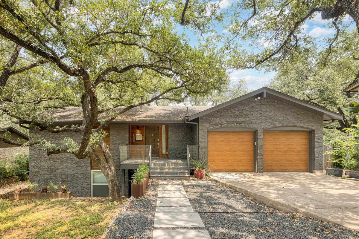 View 2808 Rock Terrace DR in Barton Hills West Sec 01 2808 Rock Terrace DR - front exterior - Luxury home in Barton Hills West Sec 01, Austin, TX