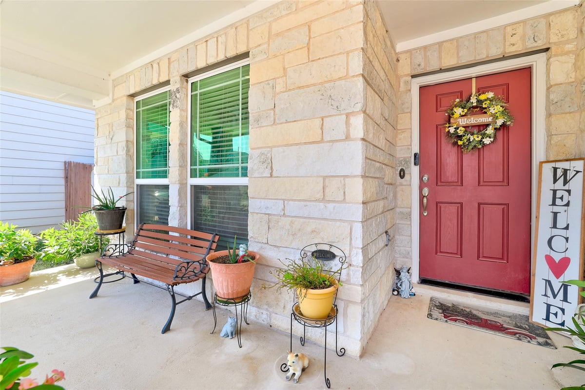 Kitchen at 281 Gaida Loop - 3 bed 2 bath home