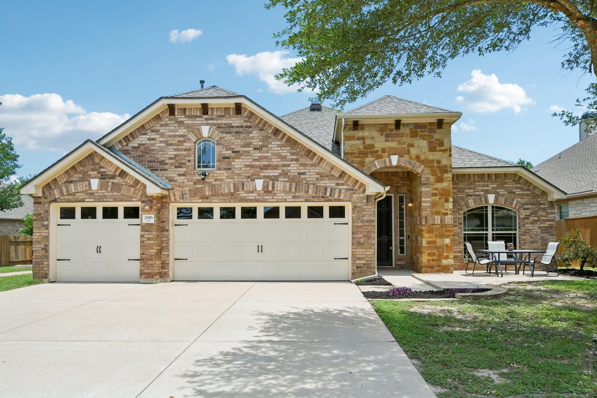 View 2816 Homecoming in Highlands At Crystal Falls Sec 02 Ph 3a 2816 Homecoming - front exterior - Luxury home in Highlands At Crystal Falls Sec 02 Ph 3a, Leander, TX