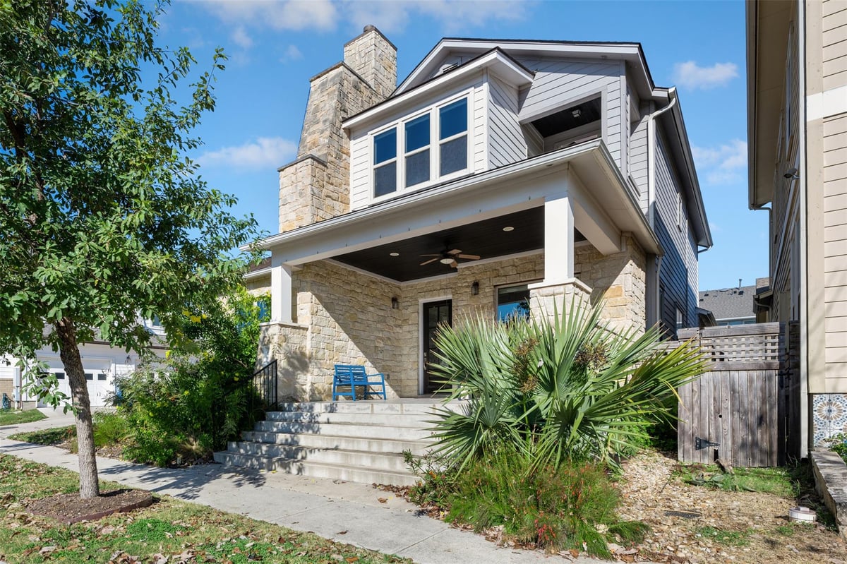 2816 Moreno ST - property photo 1 - Luxury home in Mueller Sec Vii-C Sub Amd, Austin, TX