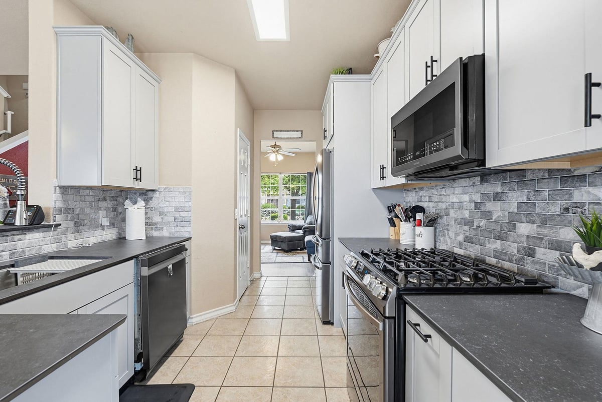 Living area at 2817 Beach Plum Cv - 4 bed 2 bath home