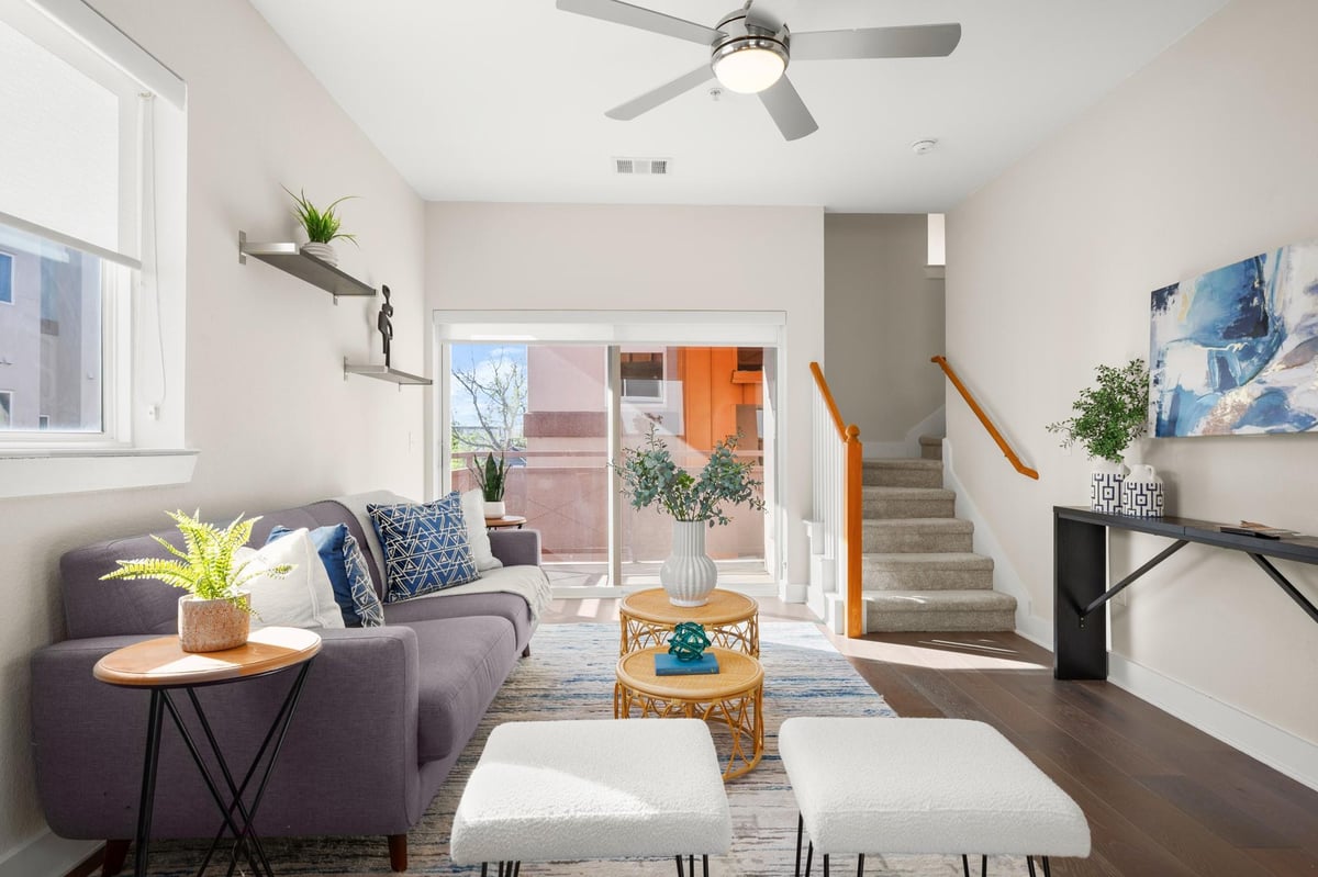 Living area at 2827 Manor Rd Unit #3105 - 2 bed 2 bath home