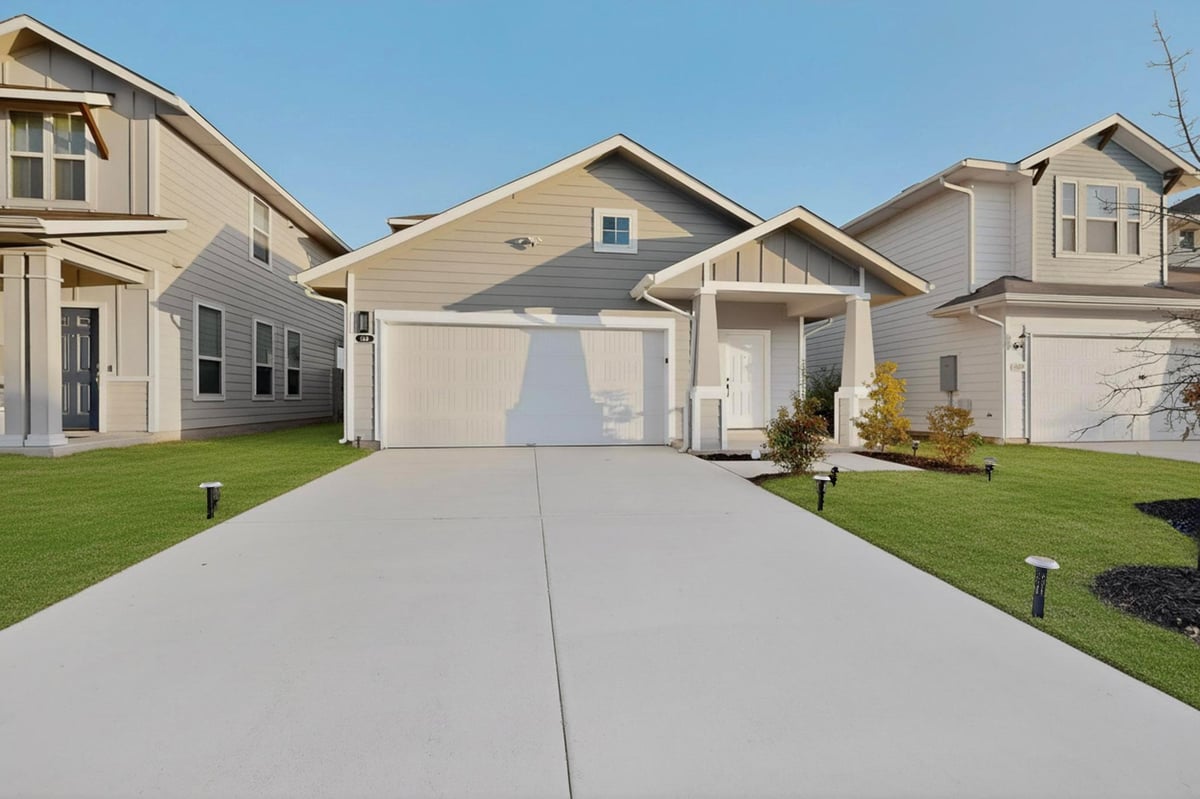 View 284 Delta Crst in Hymeadow Ph 1 Sec 2 284 Delta Crst - front exterior - Luxury home in Hymeadow Ph 1 Sec 2, Maxwell, TX