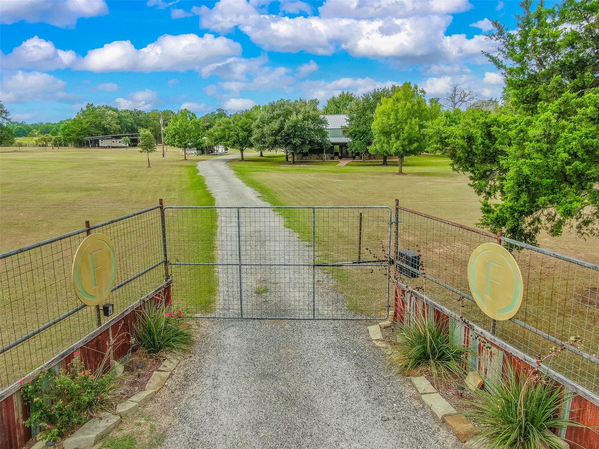 2848 FM 166 Farm to Market Rd - front exterior - Luxury home in Abstract 0028, Jas Hall Survey, Caldwell, TX