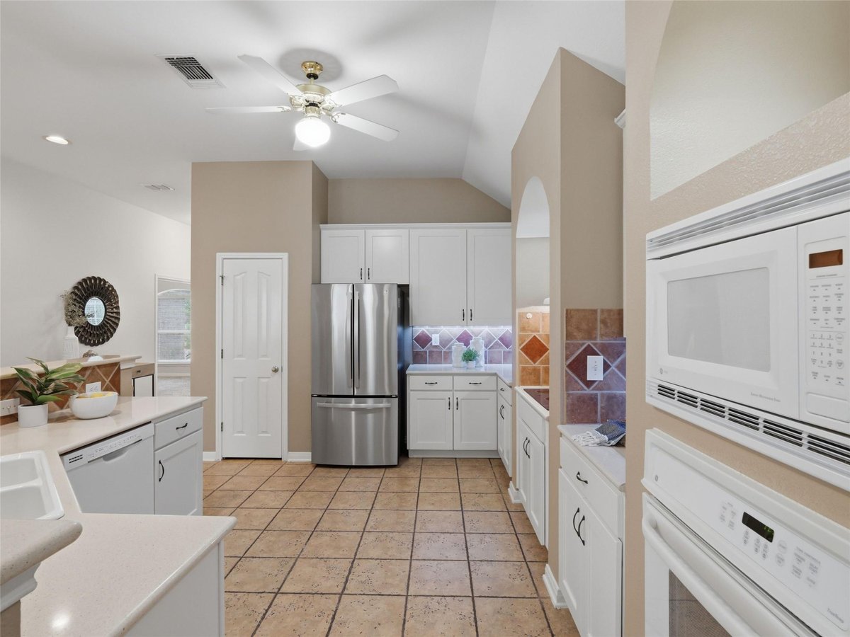 Bathroom at 29 Horseshoe Trl - 3 bed 2 bath home