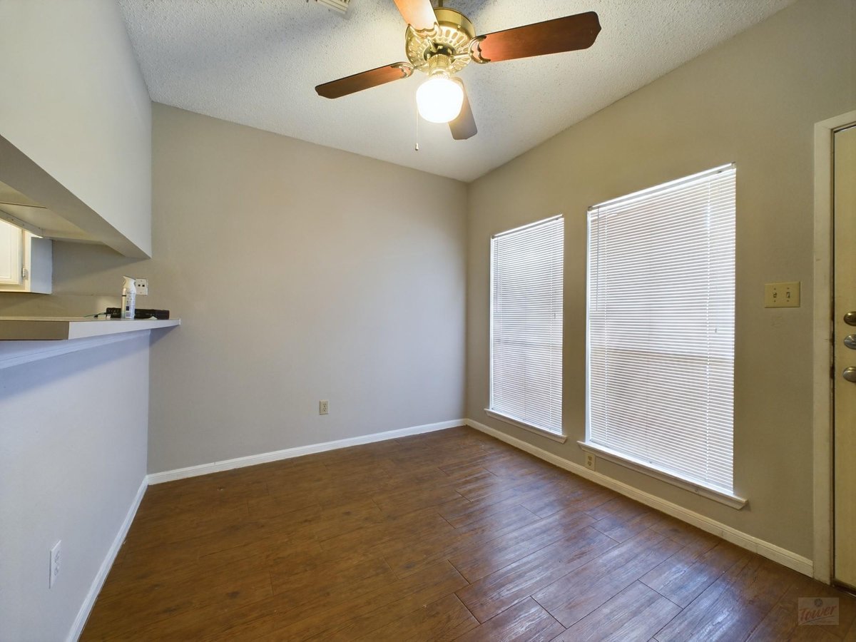 View 2901 San Jacinto Boulevard #105 in Oakview Condo 2901 San Jacinto Boulevard #105 - front exterior - Luxury home in Oakview Condo, Austin, TX