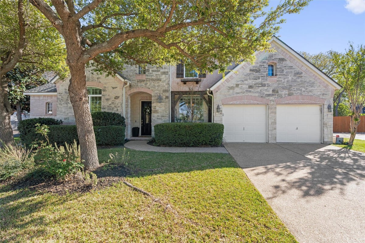 View 2903 Bryco Cv in Hidden Glen Ph 01 2903 Bryco Cv - front exterior - Luxury home in Hidden Glen Ph 01, Round Rock, TX
