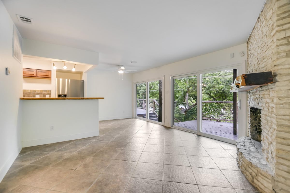 View 2903 Edgewater DR Unit #A in Austin Lake Estates Sec 02 2903 Edgewater DR Unit #A - property photo 1 - Luxury home in Austin Lake Estates Sec 02, Austin, TX