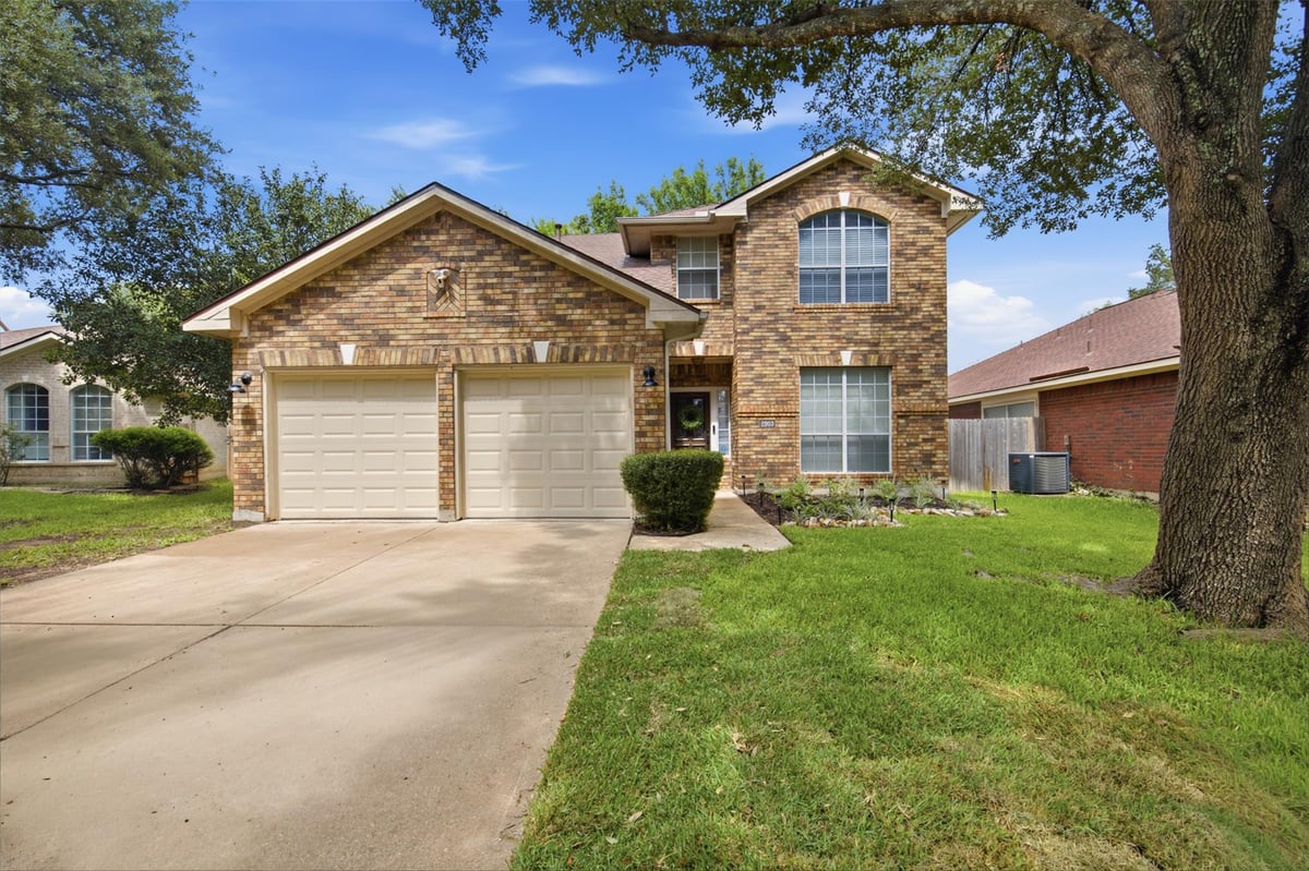 View 2903 Pioneer WAY in Settlement Sec 02 2903 Pioneer WAY - front exterior - Luxury home in Settlement Sec 02, Round Rock, TX