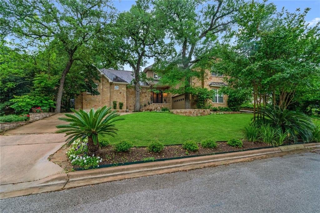 View 2903 Townes in Tarrytown 2903 Townes - property photo 1 - Luxury home in Tarrytown, Austin, TX