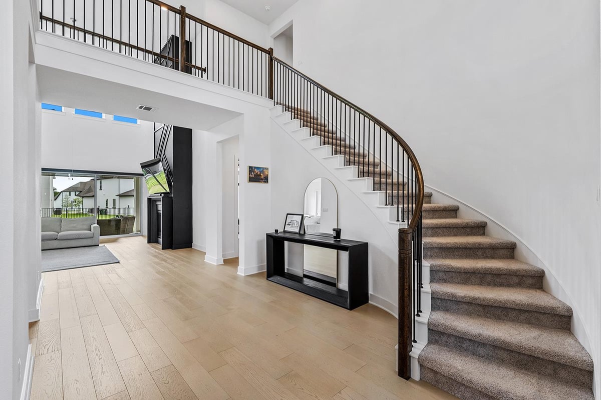 Primary bedroom at 2905 Canto Trce - 5 bed 4 bath home