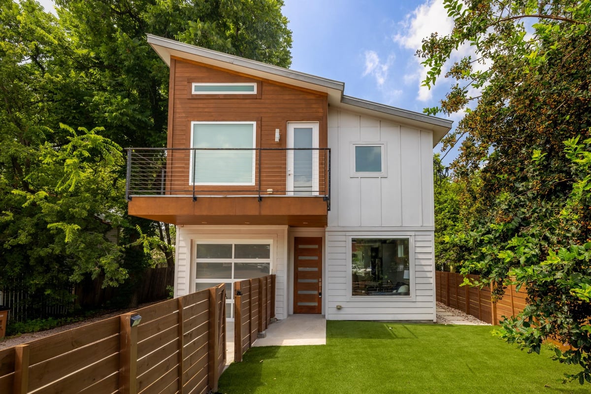 View 2905 E 5th ST Unit #A in 2905 East 5th Condos 2905 E 5th ST Unit #A - front exterior - Luxury home in 2905 East 5th Condos, Austin, TX