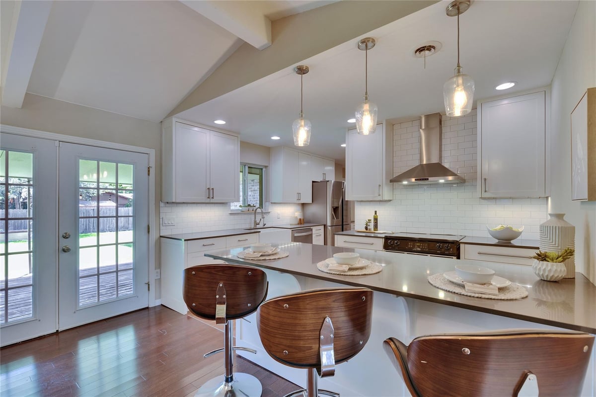 Kitchen at 2905 Greenlawn Pkwy - 5 bed 4 bath home