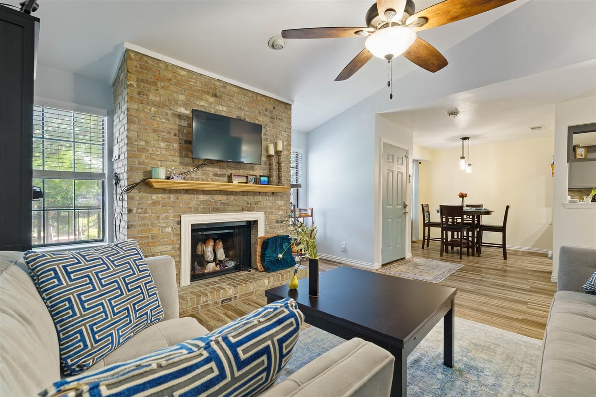 View 2906 West Ave Unit #8 in Pecan Square Condo 2906 West Ave Unit #8 - front exterior - Luxury home in Pecan Square Condo, Austin, TX