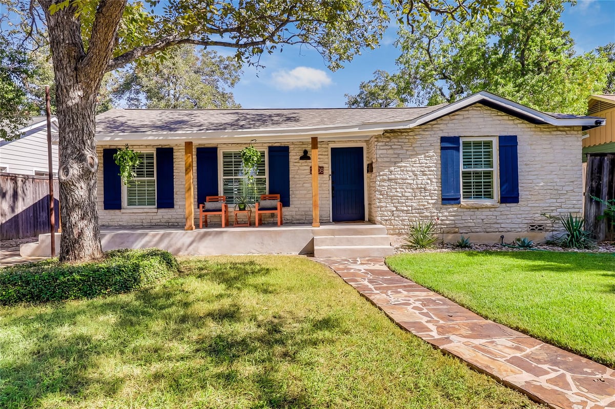 View 2908 Perry Ln in Highland Park 2908 Perry Ln - front exterior - Luxury home in Highland Park, Austin, TX