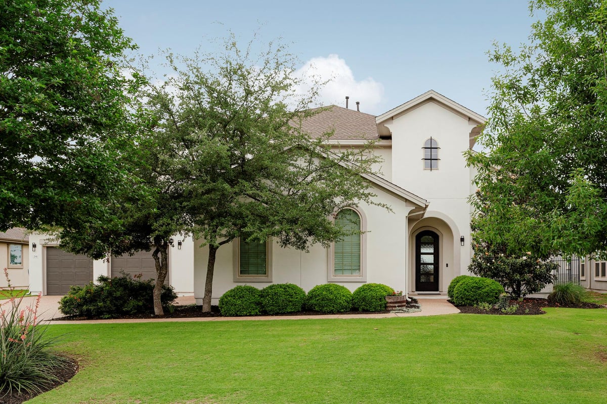 View 291 Katie DR in Reunion Ranch Ph 2 Sec 2 291 Katie DR - property photo 1 - Luxury home in Reunion Ranch Ph 2 Sec 2, Austin, TX