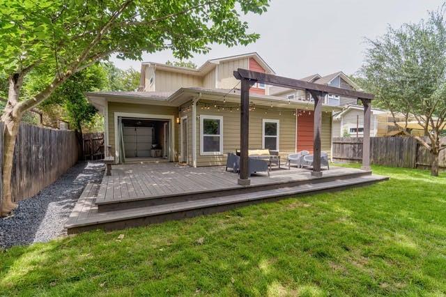 View 2913 Govalle Ave Unit #B in 2913 Govalle Condo 2913 Govalle Ave Unit #B - front exterior - Luxury home in 2913 Govalle Condo, Austin, TX