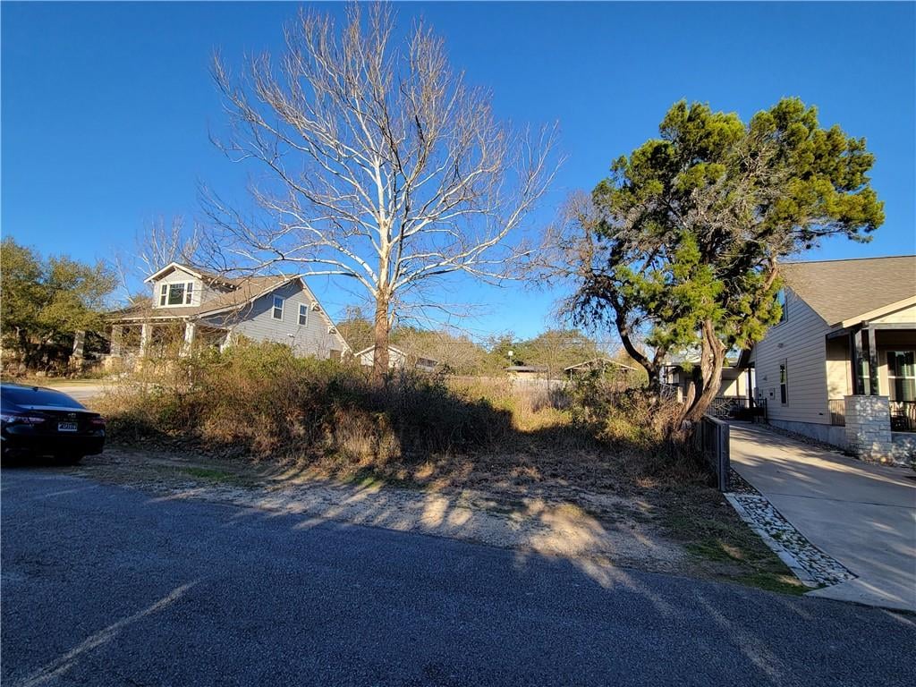 View 2915 Chisholm Trl in Apache Shores 01 Instl 2915 Chisholm Trl - front exterior - Luxury lot in Apache Shores 01 Instl, Austin, TX