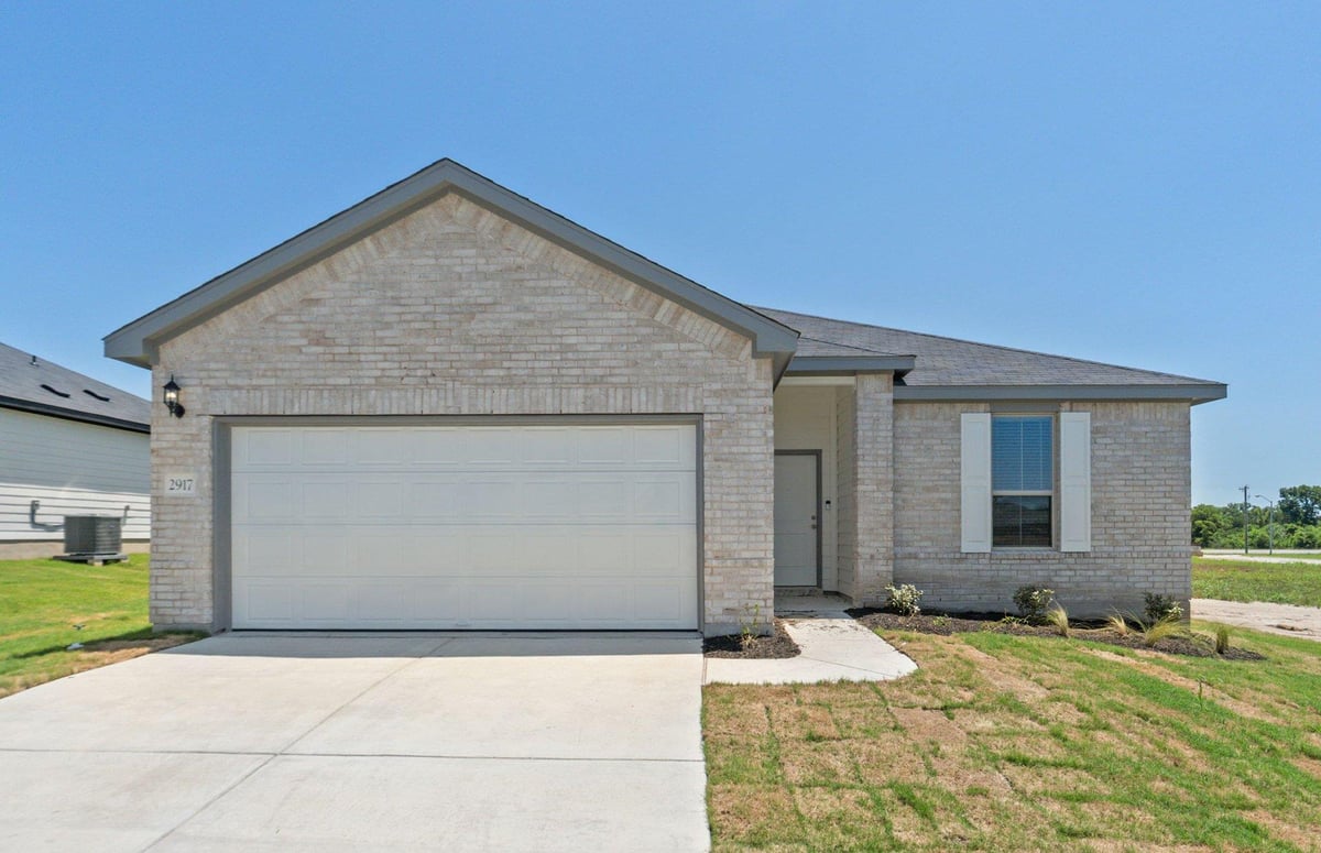View 2917 Dimmit DR in County View 2917 Dimmit DR - front exterior - Luxury home in County View, Temple, TX