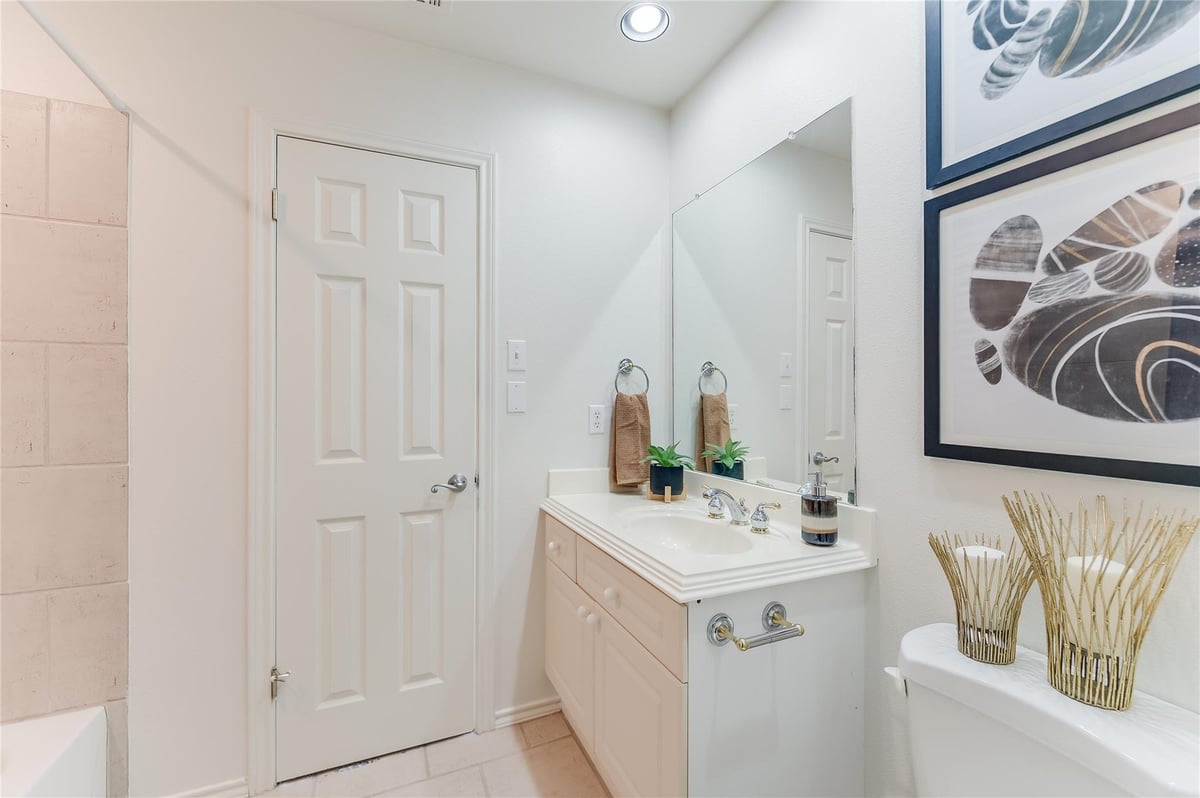 Kitchen at 2918 Ranch Road 620 N Unit #299 - 4 bed 4 bath home