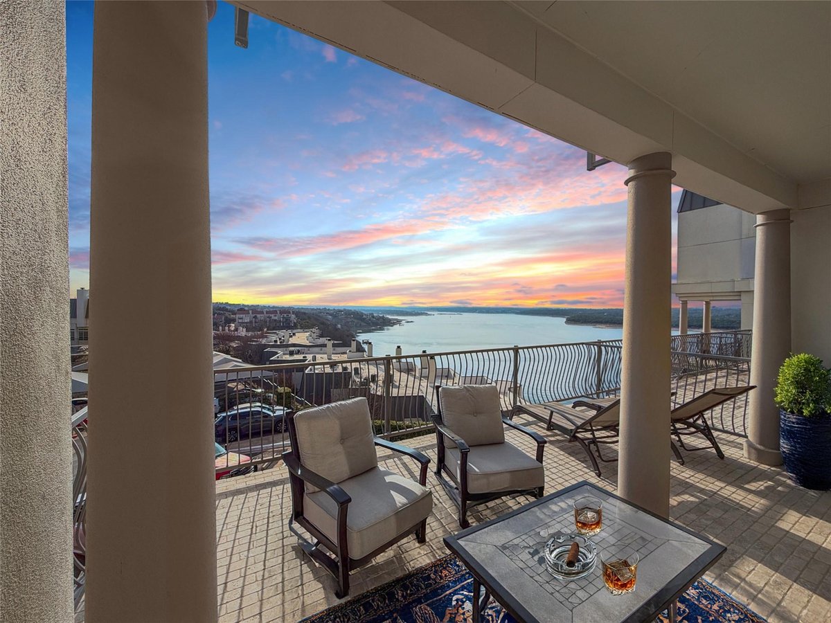 View 2918 Ranch Road 620 N Unit #Y199 in Villas On Travis Condo Amd 2918 Ranch Road 620 N Unit #Y199 - front exterior - Luxury home in Villas On Travis Condo Amd, Austin, TX