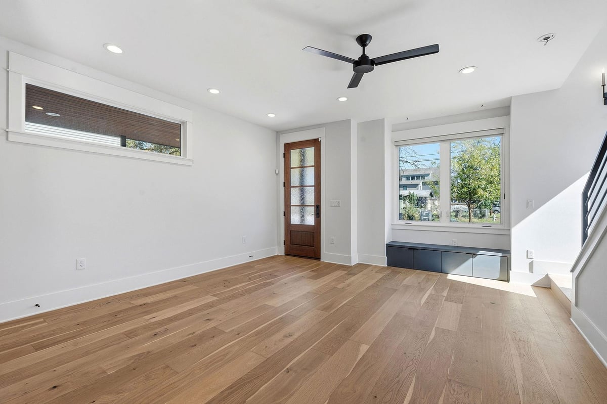 Living area at 2921 Lyons Rd Unit #1 - 3 bed 2 bath home