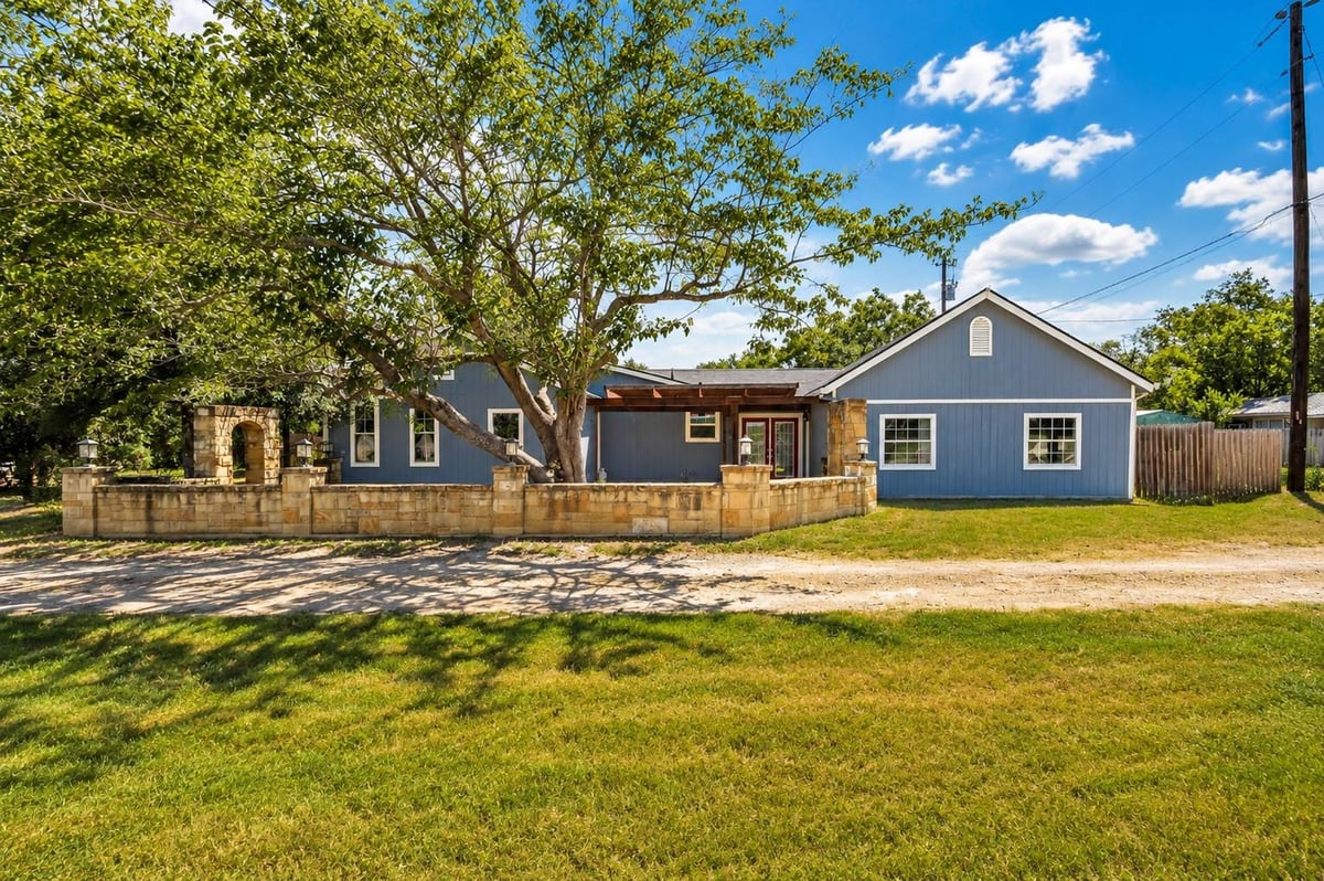 2930 FM 971 - property photo 1 - Luxury home in BERRY J, Georgetown, TX
