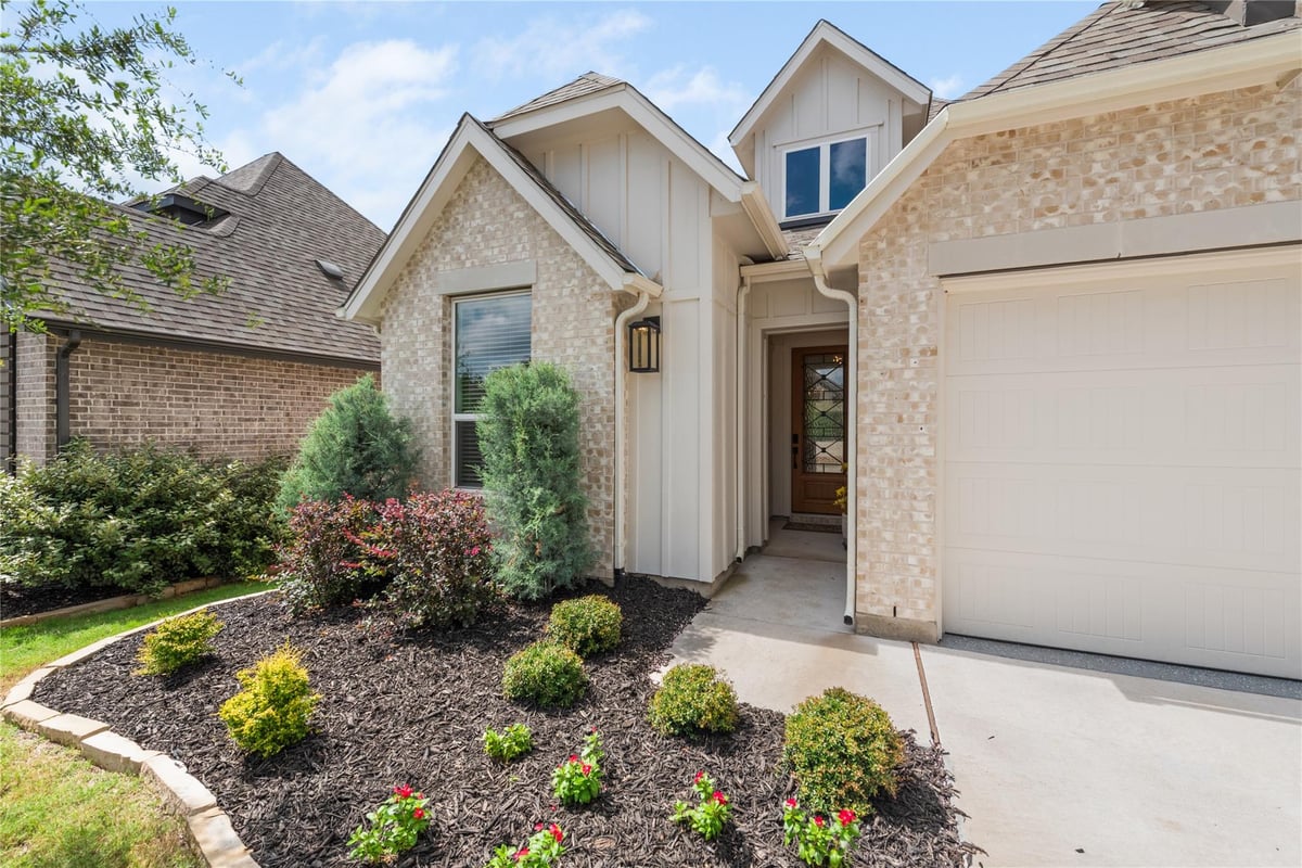 View 294 Kimble Creek LOOP in 6 Creeks 294 Kimble Creek LOOP - front exterior - Luxury home in 6 Creeks, Kyle, TX