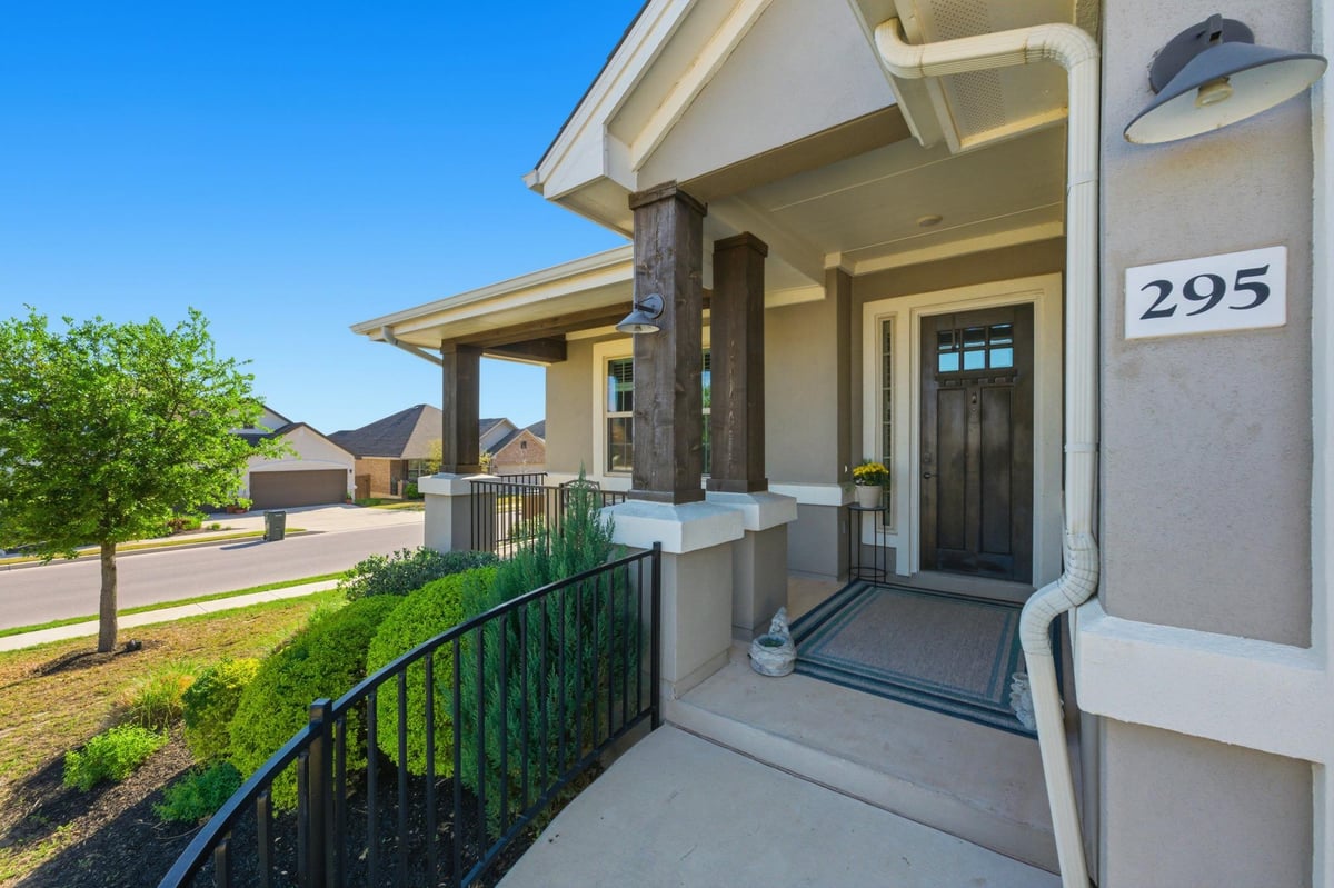 Living area at 295 Pecos River Xing - 3 bed 2 bath home