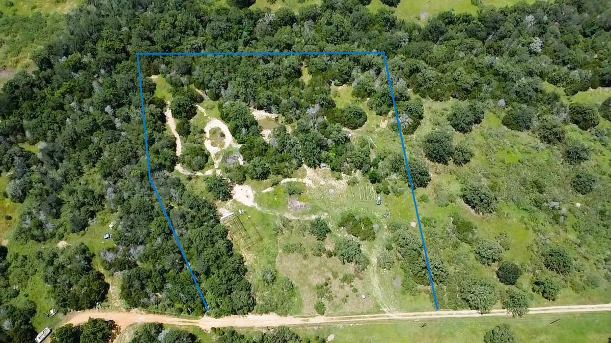 View 3.9 Acres Synergy DR in Knight, Jas & Wcwhite 3.9 Acres Synergy DR - front exterior - Luxury lot in Knight, Jas & Wcwhite, Bastrop, TX