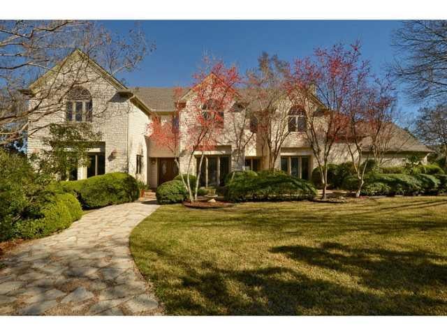 View 3 Clarendon Ln in Rob Roy 3 Clarendon Ln - property photo 1 - Luxury home in Rob Roy, Austin, TX