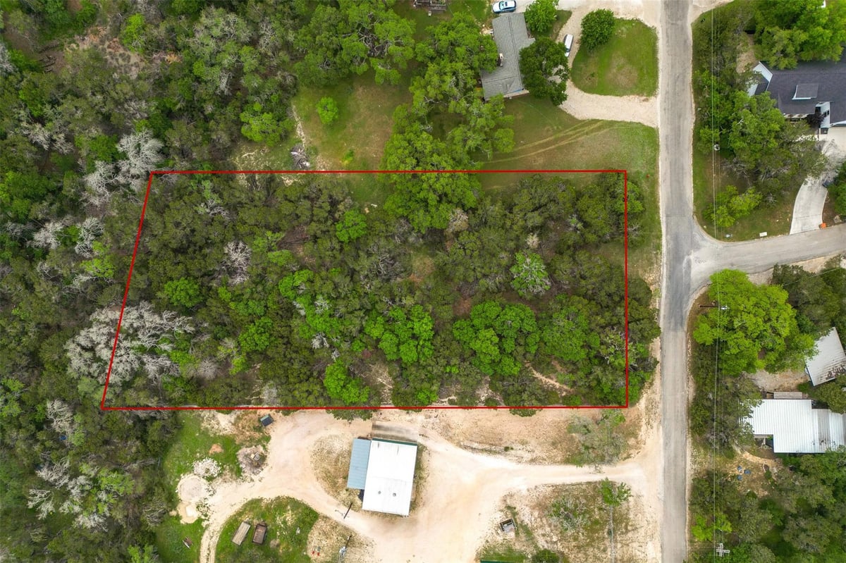 View 3 La Toya Trl in Eagle Rock Ranchitos Sec 3 3 La Toya Trl - property photo 1 - Luxury lot in Eagle Rock Ranchitos Sec 3, Wimberley, TX