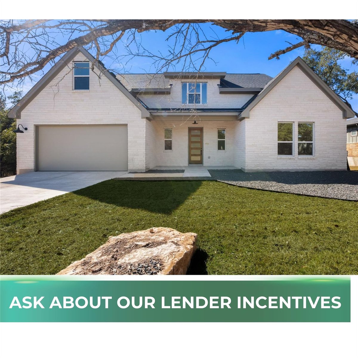 300 Bedford Dr - front exterior - Luxury home in Windermere Oaks, Spicewood, TX