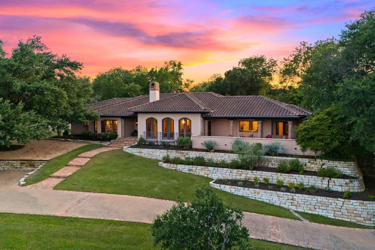 View 300 Bent Tree Ct in Las Lomas 300 Bent Tree Ct - front exterior - Luxury home in Las Lomas, West Lake Hills, TX