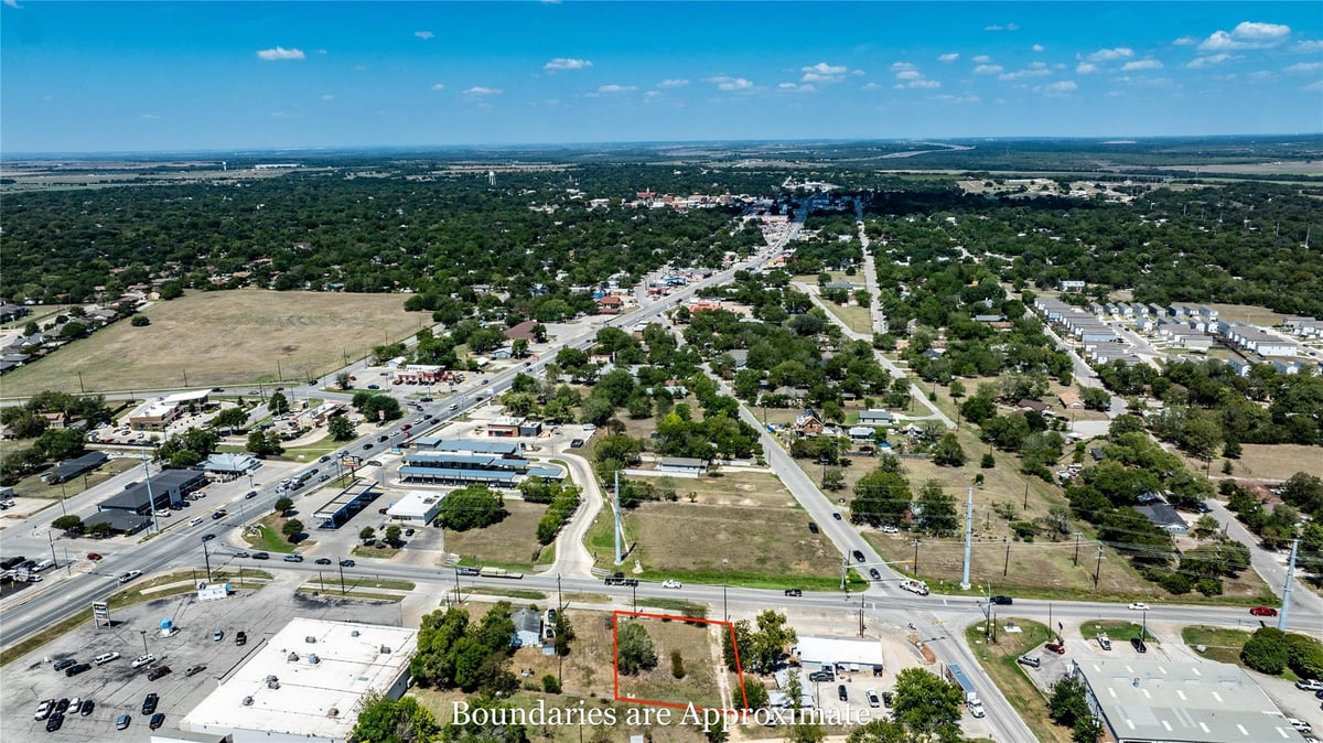 View 300 Blackjack St in n/a 300 Blackjack St - front exterior - Luxury home in n/a, Lockhart, TX