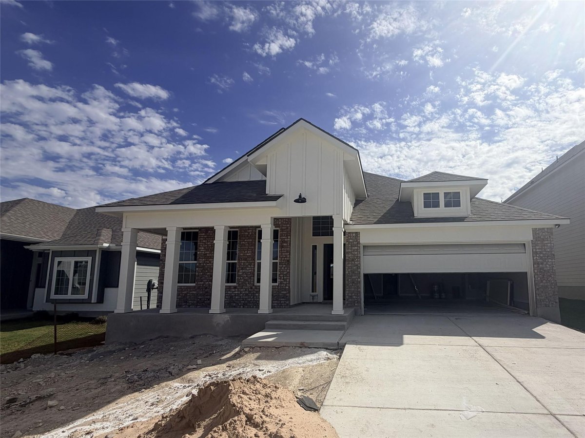View 300 Boatright BLVD in Jarrell 300 Boatright BLVD, photo 1 of 37, Jarrell, Jarrell, TX