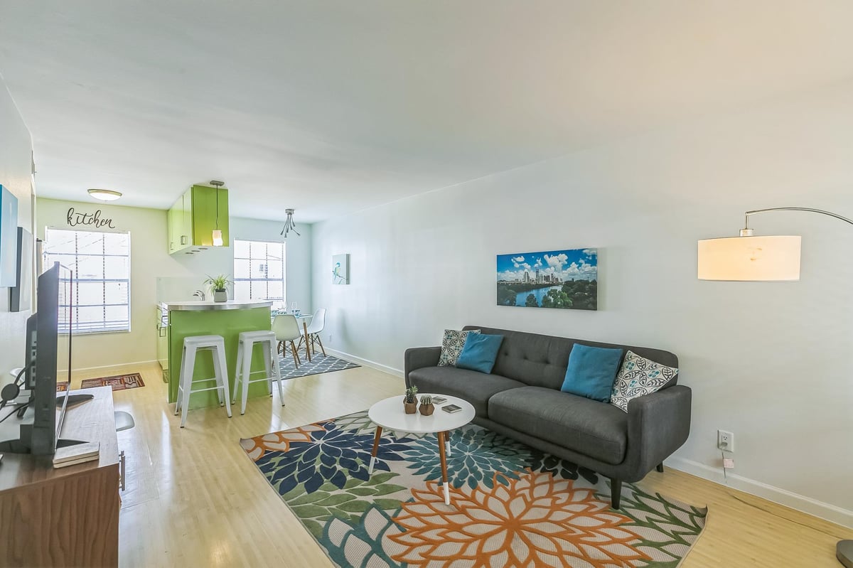 View 300 Crockett ST Unit #210 in Courtyard Condo Amd 300 Crockett ST Unit #210 - front exterior - Luxury home in Courtyard Condo Amd, Austin, TX