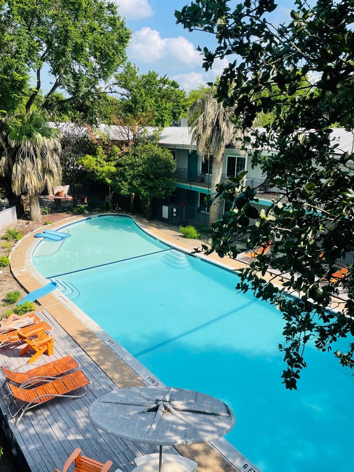 View 300 Crockett ST Unit #303 in Courtyard Condo Amd 300 Crockett ST Unit #303 - property photo 1 - Luxury home in Courtyard Condo Amd, Austin, TX