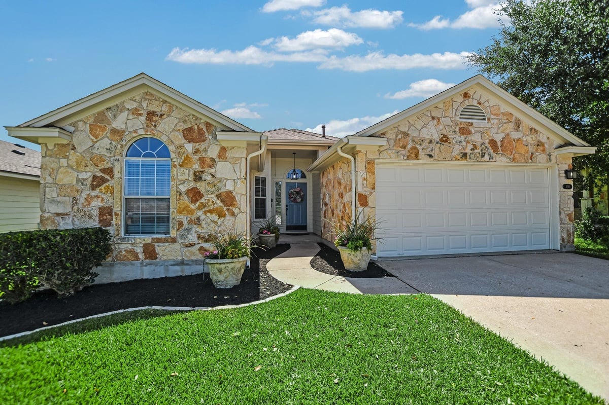 View 300 Fistral DR in Park At Brushy Creek 300 Fistral DR - front exterior - Luxury home in Park At Brushy Creek, Hutto, TX