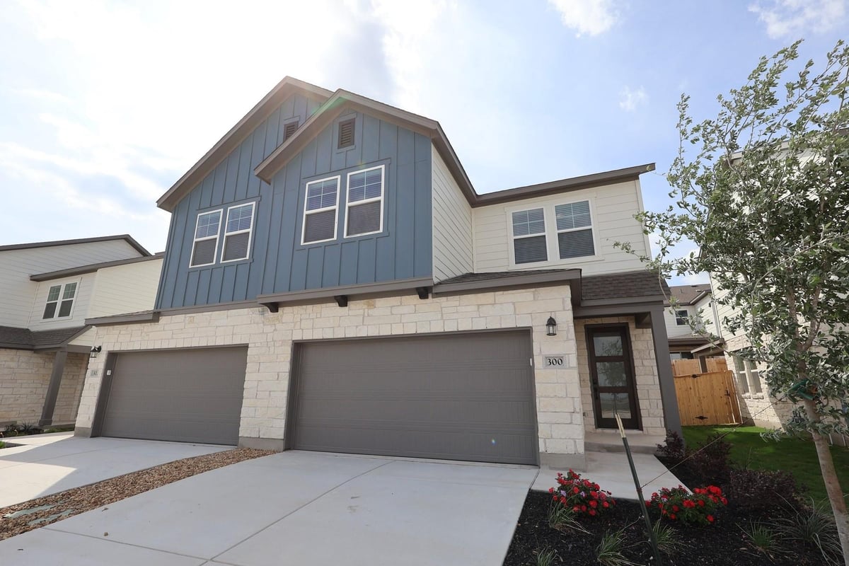 View 300 Marie WAY in Park Central 300 Marie WAY - front exterior - Luxury home in Park Central, Georgetown, TX
