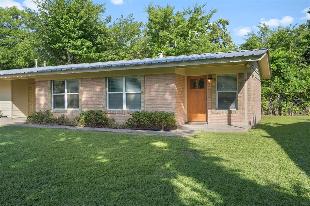 View 300 Wilmes Dr Unit #B in Sherry Dale Resub 300 Wilmes Dr Unit #B - property photo 1 - Luxury home in Sherry Dale Resub, Austin, TX