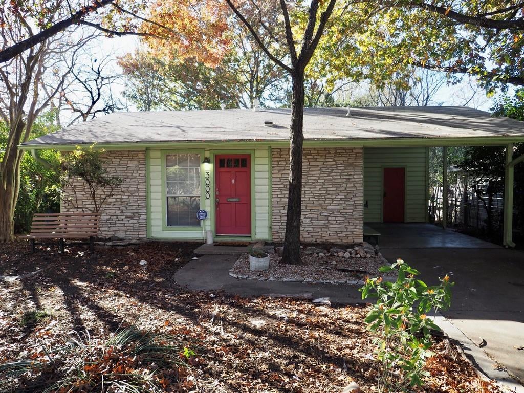 View 3000 Brinwood Ave in Brinwood Sec 03 3000 Brinwood Ave - front exterior - Luxury home in Brinwood Sec 03, Austin, TX