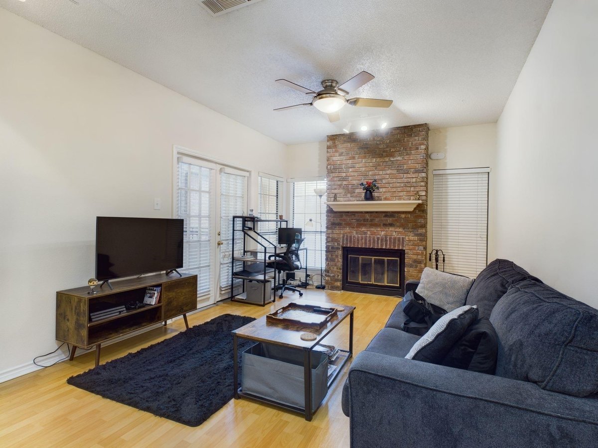 Primary bedroom at 3001 Cedar St Unit #209 - 1 bed 1 bath home