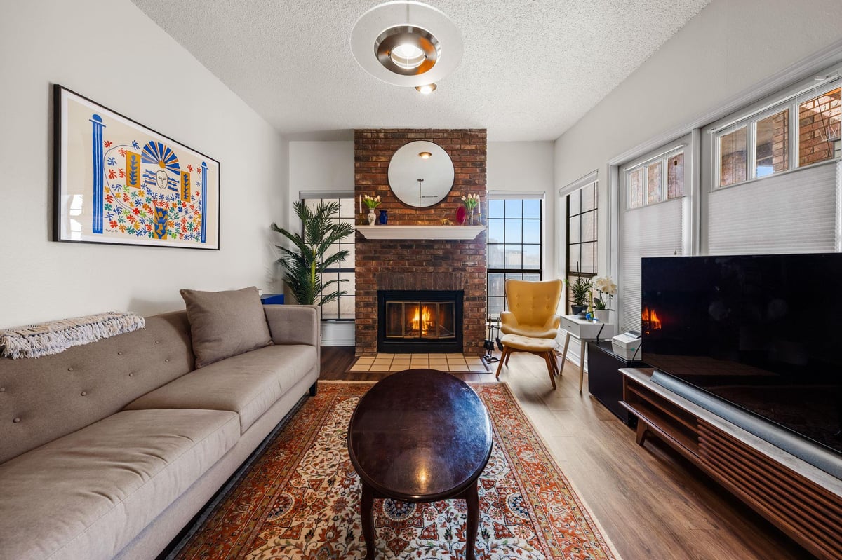 Living area at 3001  CEDAR St  #310 - 1 bed 1 bath home