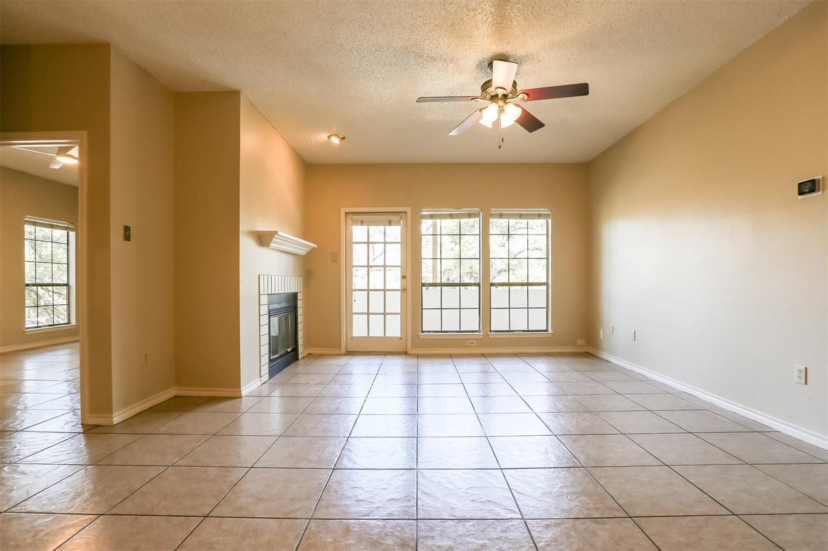 Living area at 3001 Cedar St Unit #A-208 - 2 bed 2 bath home