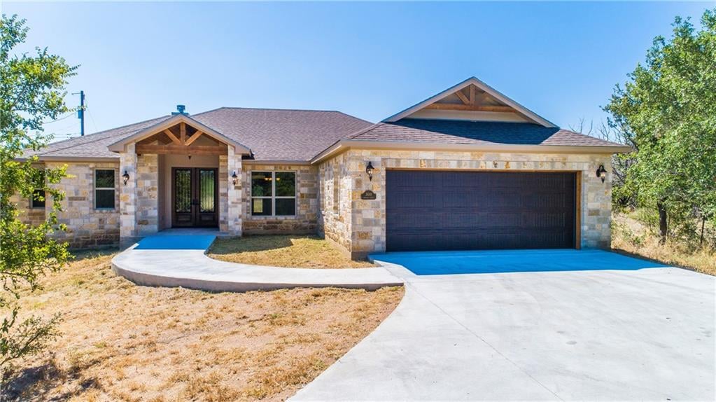 View 3001 Morgan CIR 3001 Morgan CIR - front exterior - Luxury home in Marble Falls, TX