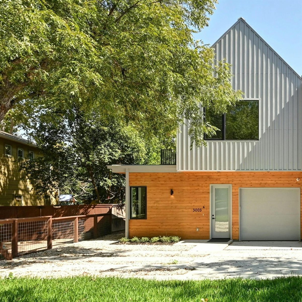 View 3003 Fontana ST Unit #A in South Park Sec 1 3003 Fontana ST Unit #A - front exterior - Luxury home in South Park Sec 1, Austin, TX