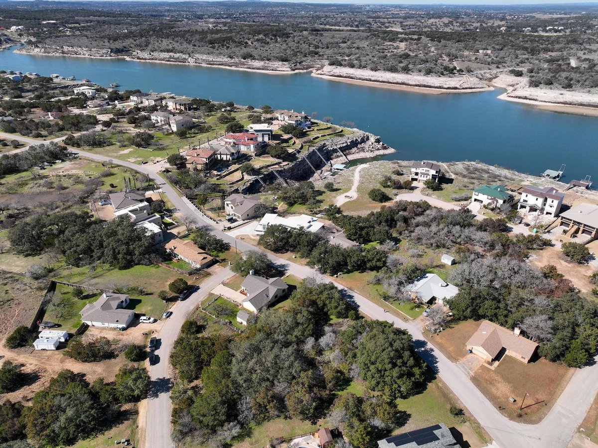 View 3003 Patriot Dr in Highland Lake Estates Sec 28 3003 Patriot Dr - front exterior - Luxury lot in Highland Lake Estates Sec 28, Lago Vista, TX